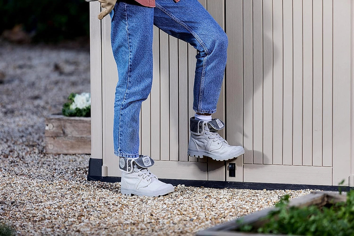 Keter Store-It Out Midi storage shed with closed doors and lid