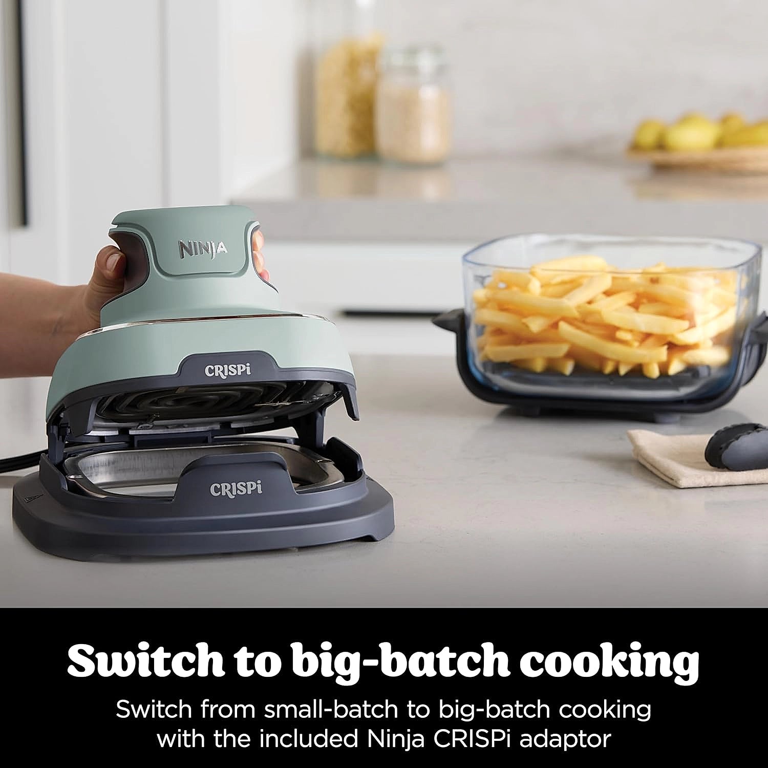 Ninja FN101UKSG portable air fryer cooking components
