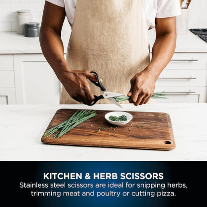 Ninja Foodi StaySharp K32006UK knife block set on kitchen counter
